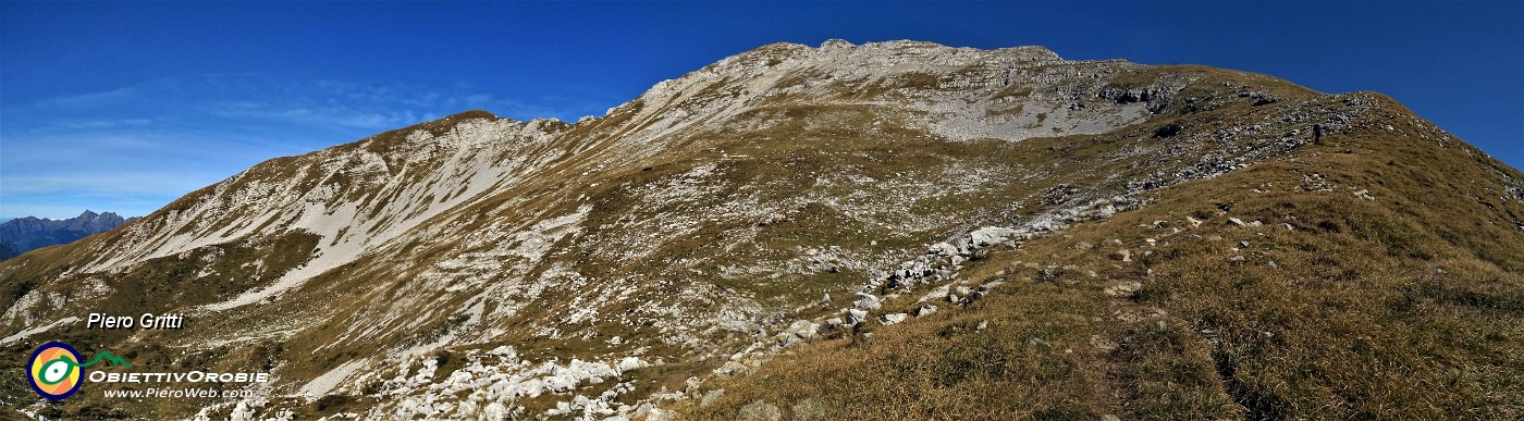 26 In decisa salita per Cima Menna.jpg
